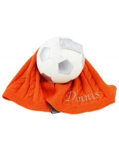 Hup Holland Hup, Oranje babycadeau - gebreide spuuglap met voetbal