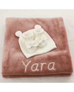Babydeken met gebreide slofjes en mutsje, div. kleuren