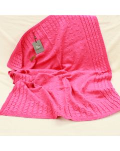 Baby's Only, gebreide babydeken met naam in diverse kleuren