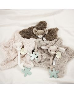 Speentuttle Happy Horse op katoenen babydeken