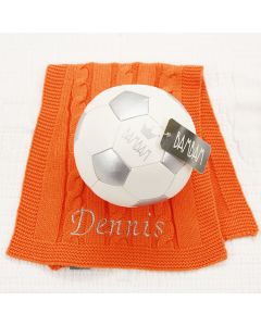 Voetbal luiermandje met gebreid spuugdoekje van Baby's Only, oranje